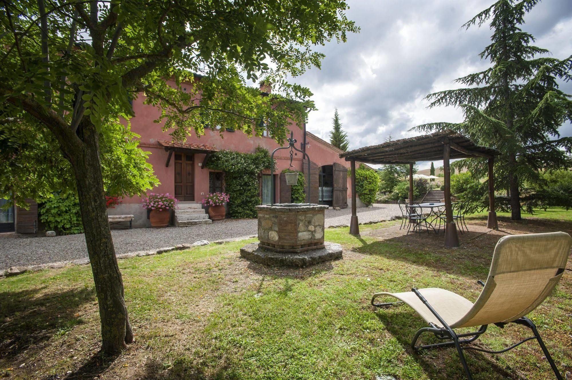 Sant'Alberto Campiglia d'Orcia Luaran gambar